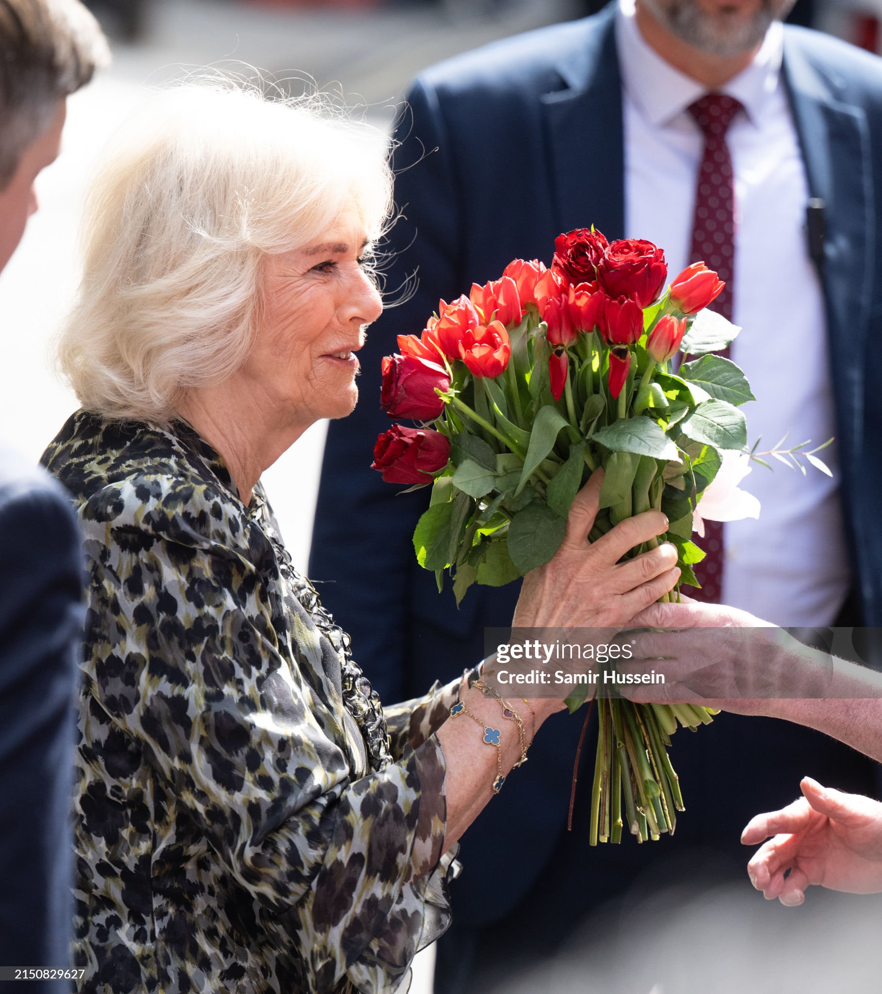 king-charles-iii-and-queen-camilla-visit-university-college-hospital-macmillan-cancer-centre.jpg?s=2048x2048&w=gi&k=20&c=h7AAxwbwJxYHKY7iQxnCMMTy5O9z5wuwwQVewQQWxqk=