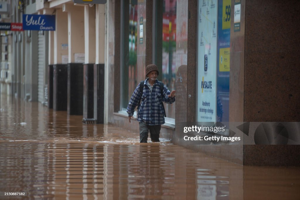 Heavy Rains Batter Brazilian Southern State of Rio Grande do Sul