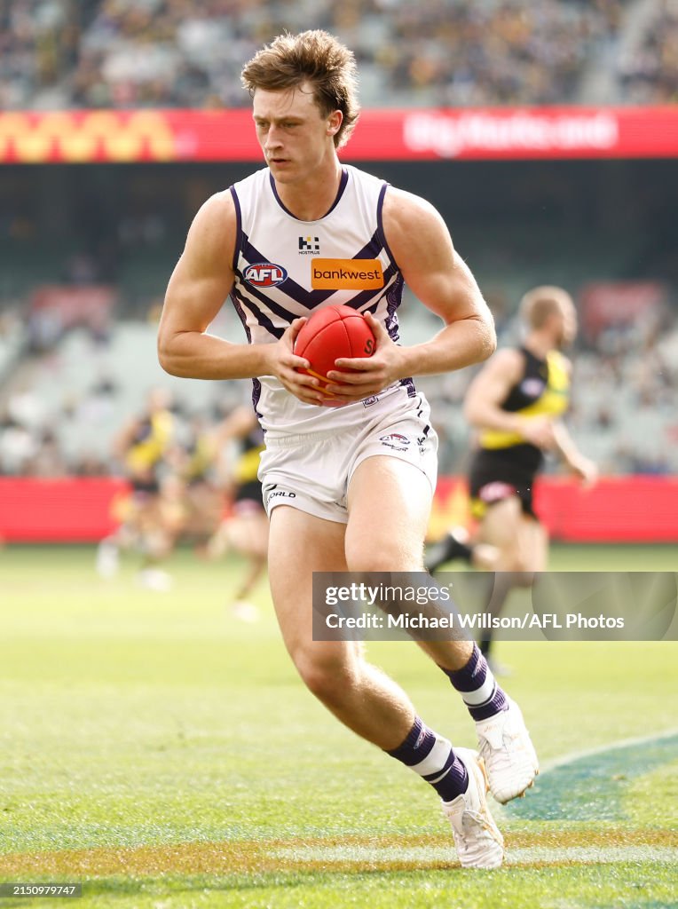 Jye Amiss of the Dockers in action during the 2024 AFL Round 08 match ...