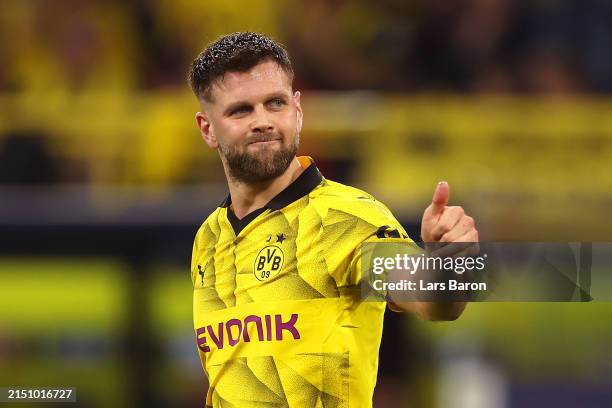 Niclas Fuellkrug of Borussia Dortmund gestures a thumbs-up during the UEFA Champions League semi-final first leg match between Borussia Dortmund and...
