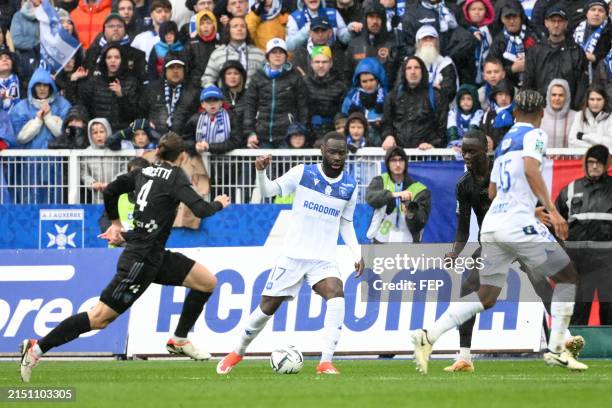 From "Red Socks" to "Factor X": The Origins of Paris FC Star Lassine Sinayoko From "Red Socks" to "Factor X": The Origins of Paris FC Star Lassine Sinayoko