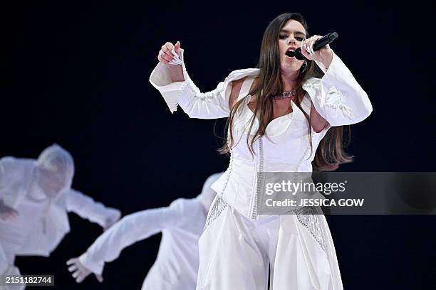 Iolanda Ricci 217 Iolanda Singer Stock Photos, High-Res Pictures, and Images - Getty ...