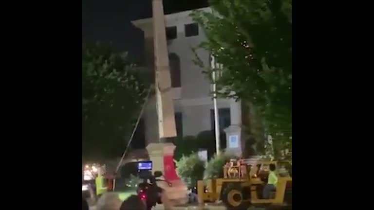 Decatur Georgia Monument 15 Confederate Obelisk Stock Videos, Footage, & 4K Video Clips - Getty ...