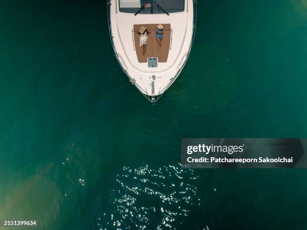 sailing to the summer - luxury island travel and yacht stock pictures, royalty-free photos & images