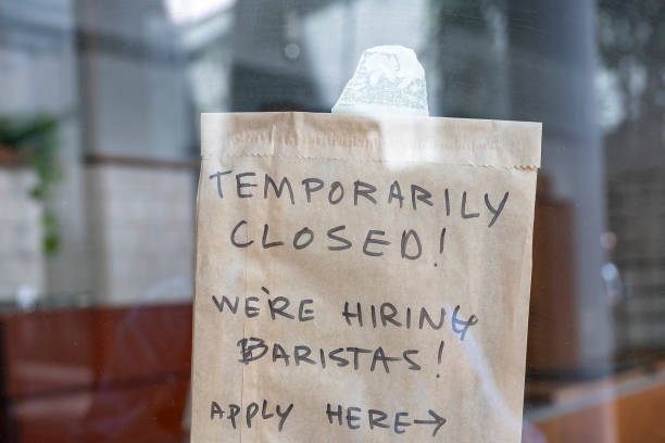CA: US Job Openings Hit Three-Year Low, Showing Cooling Labor Market