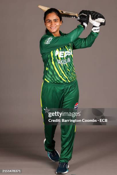 Pakistan Rasheed Sadaf Portrait Of Pakistan Cricket Photos and Premium High Res Pictures ...