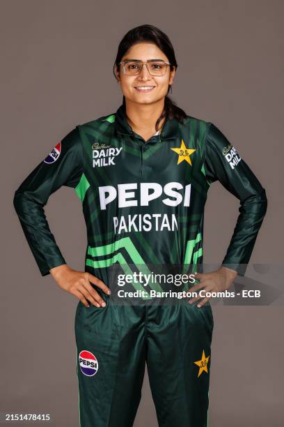 Pakistan Rameen Api Portrait Of Pakistan Cricket Photos and Premium High Res Pictures ...