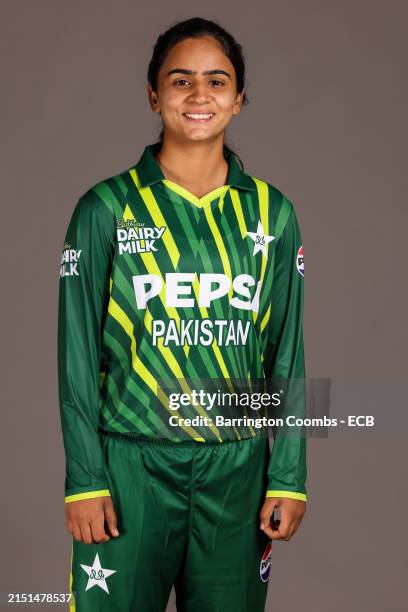 Pakistan Rasheed Sadaf 1,295 Pakistan Women Portrait Session Stock Photos, High-Res Pictures ...