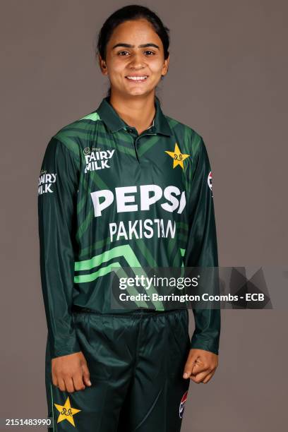 Pakistan Rasheed Sadaf 1,295 Pakistan Women Portrait Session Stock Photos, High-Res Pictures ...