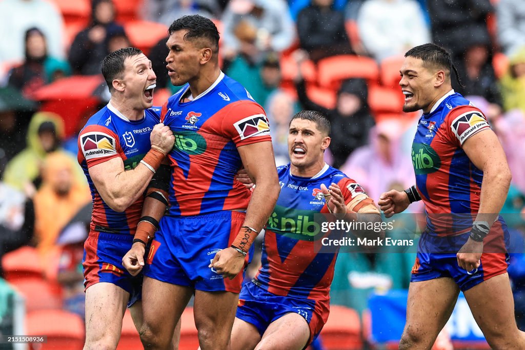 NRL Rd 9 - Knights v Warriors