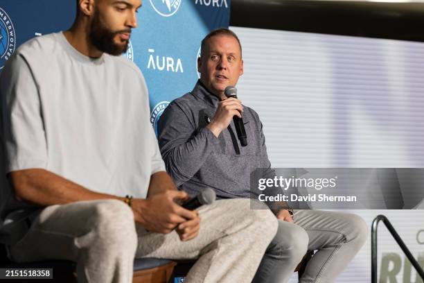 Tim Conley 326 Tim Connelly Photos & High Res Pictures - Getty Images
