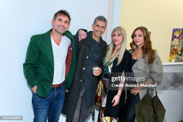 Tony Rae 902 Suzanne Rae Stock Photos, High-Res Pictures, and Images - Getty Images