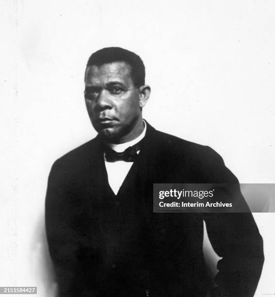 Portrait of African American educator and writer Booker T Washington , circa 1917.
