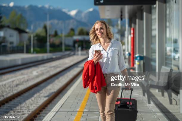 Express Train Slicker 661 Slicker Suit Stock Photos, High-Res Pictures, and Images - Getty Images