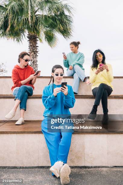 4,936 1990 Portrait Woman Stock Photos and High-Res Images - Getty