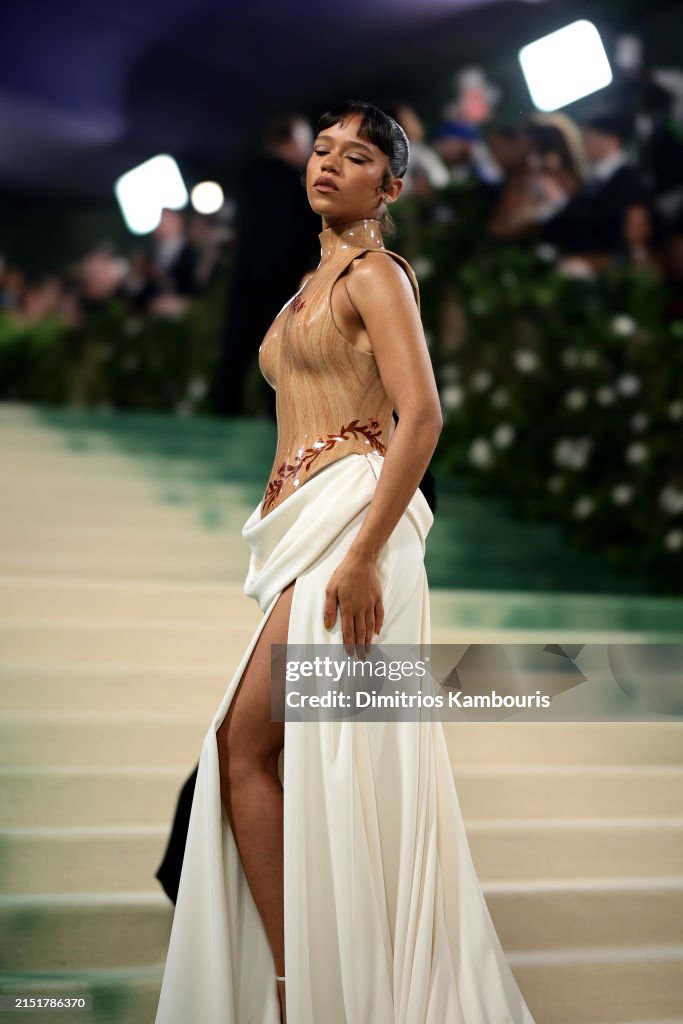 The 2024 Met Gala Celebrating "Sleeping Beauties: Reawakening Fashion" - Arrivals