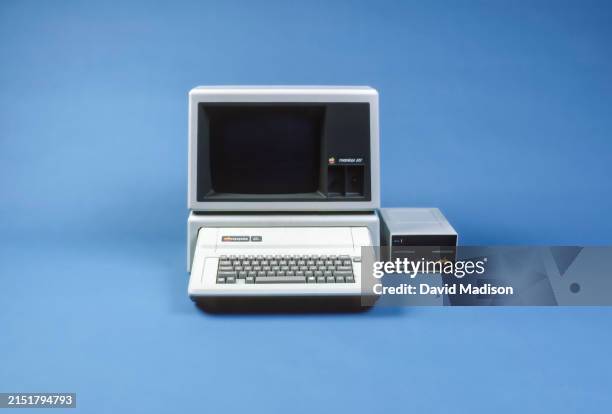 1983 Hp Computer 273 Pc 1983 Stock Photos, High-Res Pictures, and Images - Getty Images