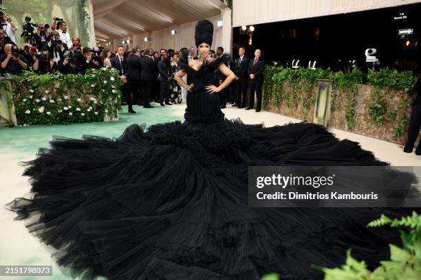 Cardi B attends The 2024 Met Gala Celebrating "Sleeping Beauties: Reawakening Fashion" at The Metropolitan Museum of Art on May 06, 2024 in New York...