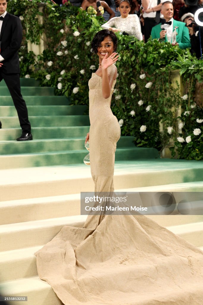 The 2024 Met Gala Celebrating "Sleeping Beauties: Reawakening Fashion" - Arrivals