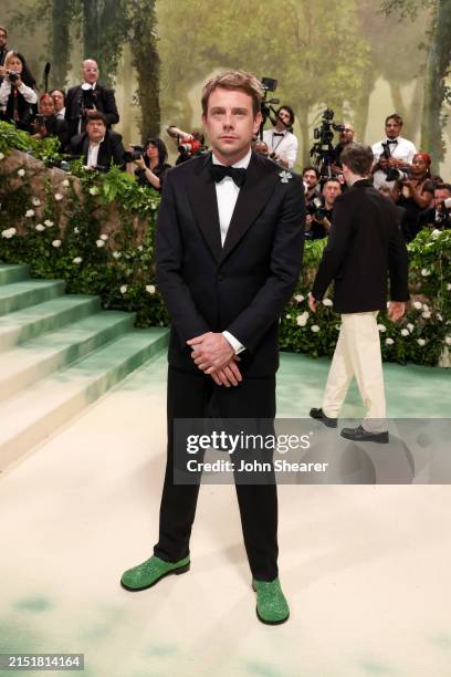 Jonathan Anderson attends The 2024 Met Gala Celebrating "Sleeping Beauties: Reawakening Fashion" at The Metropolitan Museum of Art on May 06, 2024 in...