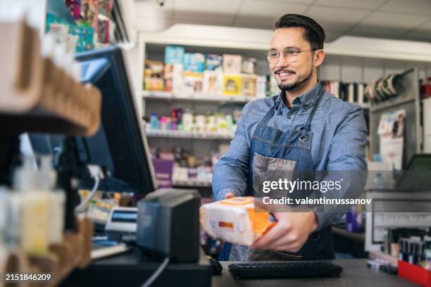 Shop Inventory Checking 343 Man Checking Supermarket Inventory Stock Photos, High-Res Pictures ...