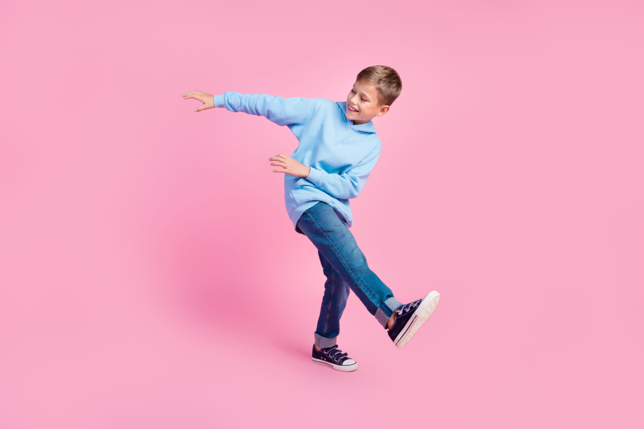 kids dancing
