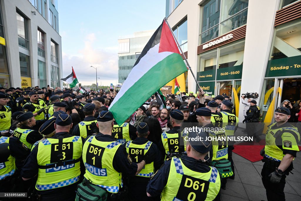 SWEDEN-EU-MUSIC-AWARD-CONTEST-EUROVISION-PALESTINIANS-ISRAEL-DEMO