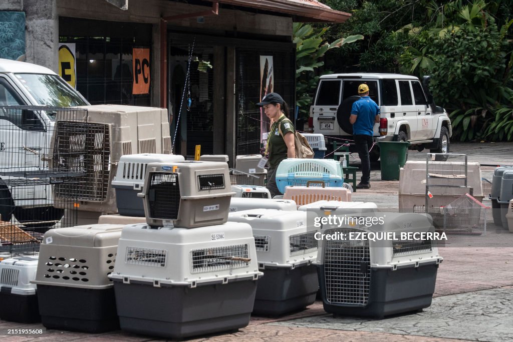 COSTA RICA-POLITICS-ANIMAL-ZOO-CLOSURE