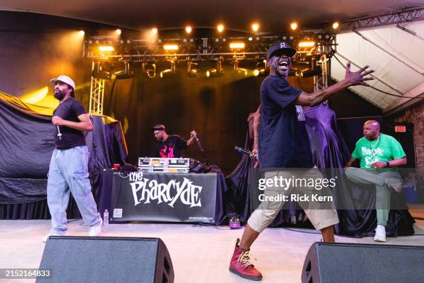 Fatlip Rapper Fatlip Photos and Premium High Res Pictures - Getty Images