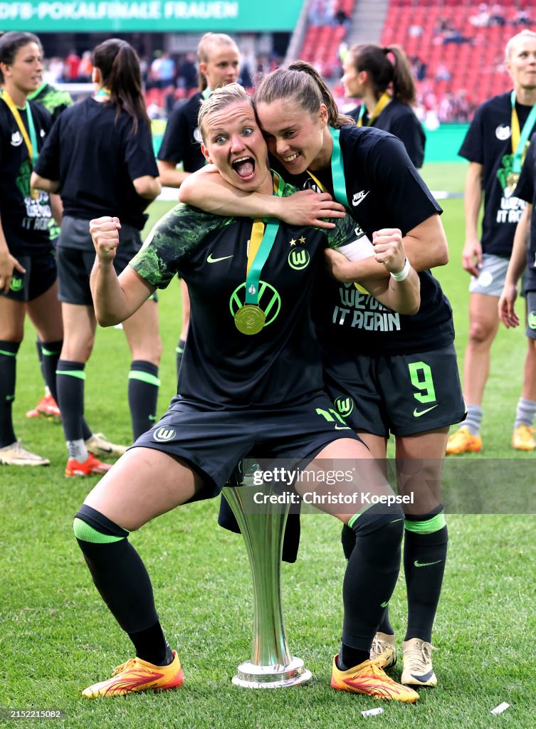 FC Bayern München v VfL Wolfsburg - Women's DFB Cup Final