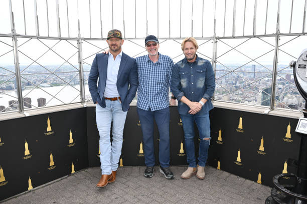 NY: "Triple 7” Veterans Visit the Empire State Building