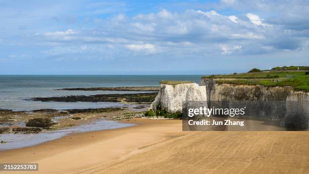 white cliffs and sea stacks along the southeast coastline of england - white cliffs of dover stock pictures, royalty-free photos & images