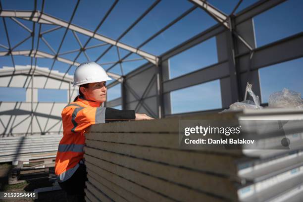 Cladding Civil Work 133 Builder Cladding Stock Photos, High-Res Pictures, and Images ...