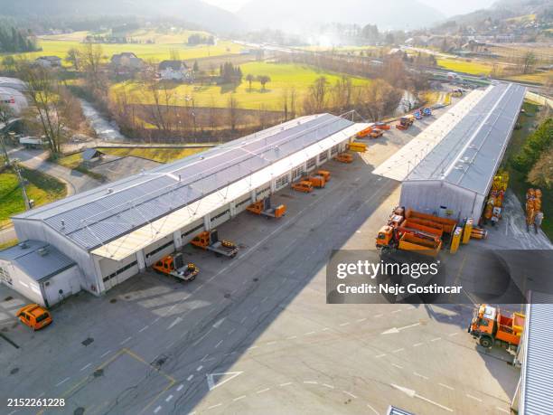 highway construction and maintenance zone with machinery for road managment - stress free zone stock pictures, royalty-free photos & images