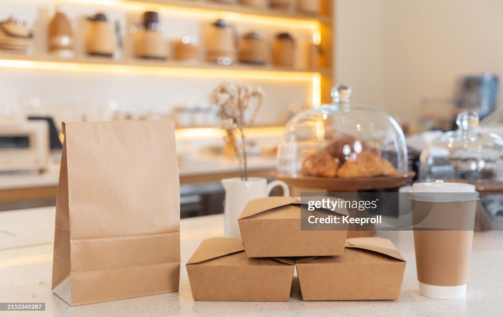 Paper container