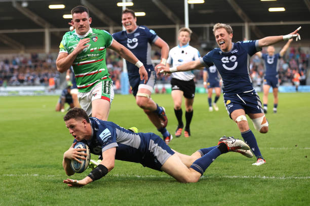 Sam James of Sale Sharks goes over for a try during the Gallagher Premiership Rugby match between Sale Sharks and Leicester Tigers at AJ Bell Stadium...