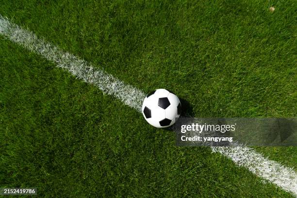 soccer field empty grass and soccer balls - soccer ball stock pictures, royalty-free photos & images