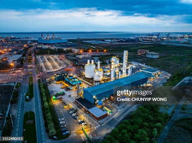 refinería de petróleo gas químico equipo prodicción - industria pesada fotografías e imágenes de stock