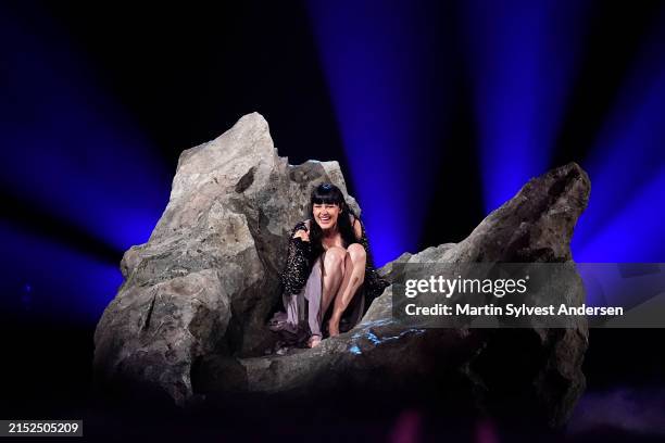 77 Teya Dora Photos & High Res Pictures - Getty Images