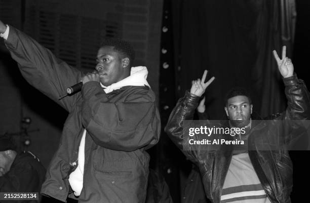 Cl Smooth Rapper 90 Pete Rock Cl Smooth Stock Photos, High-Res Pictures, and Images ...