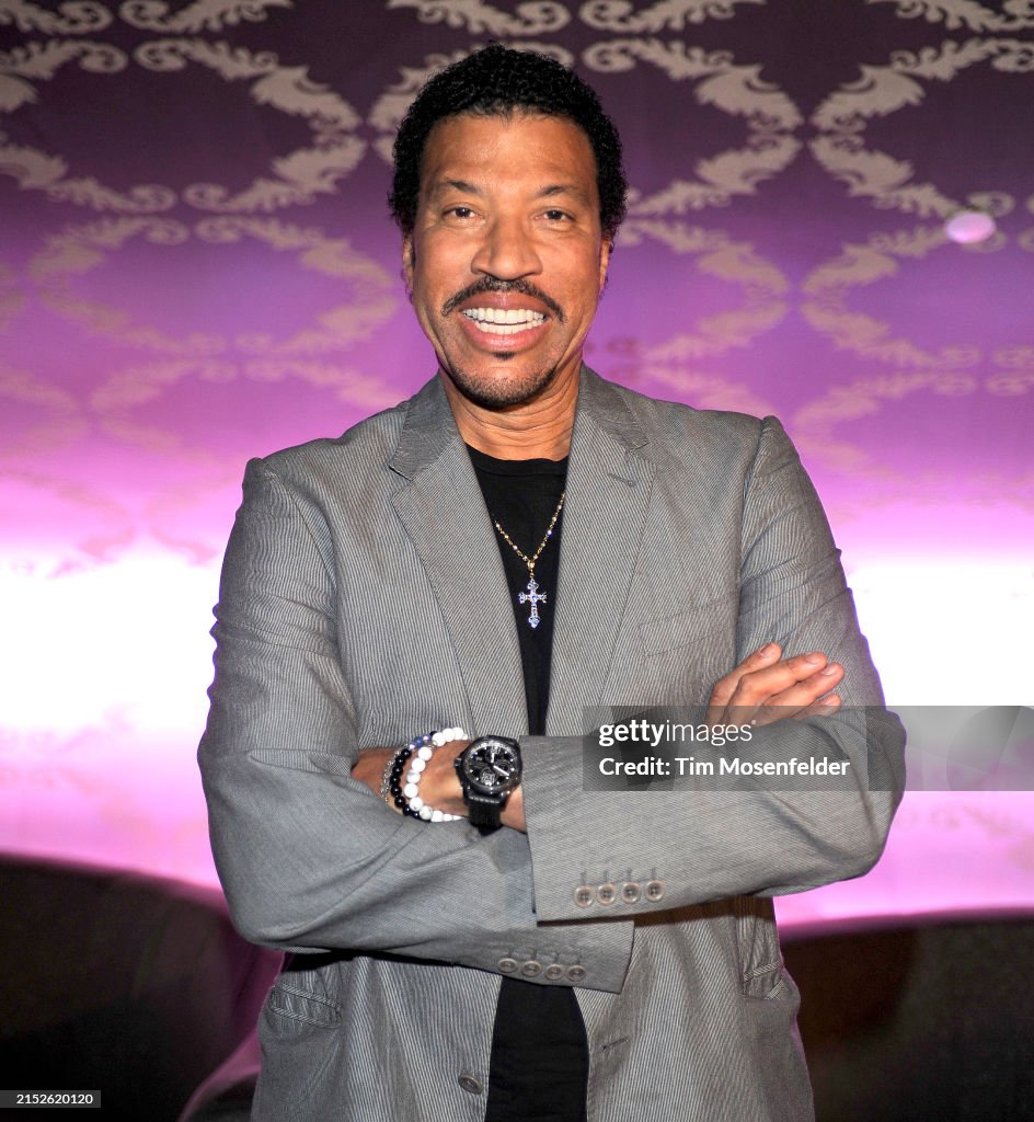 Country Music Hall of Fame and Museum's "All For The Hall" Benefit - Los Angeles, CA