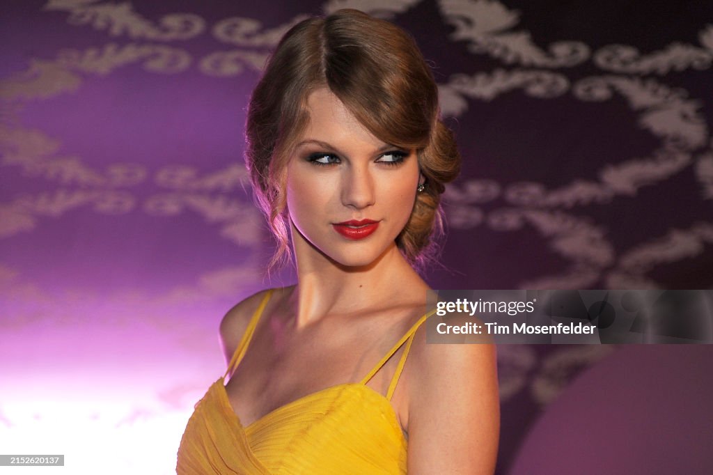 Country Music Hall of Fame and Museum's "All For The Hall" Benefit - Los Angeles, CA