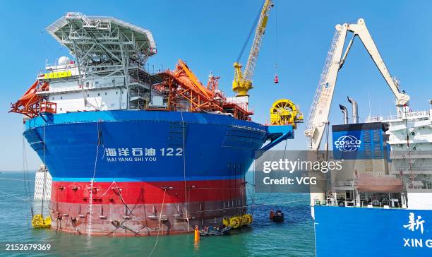Floating Storage Offloading Floating Production Storage Offloading Photos and Premium High Res ...