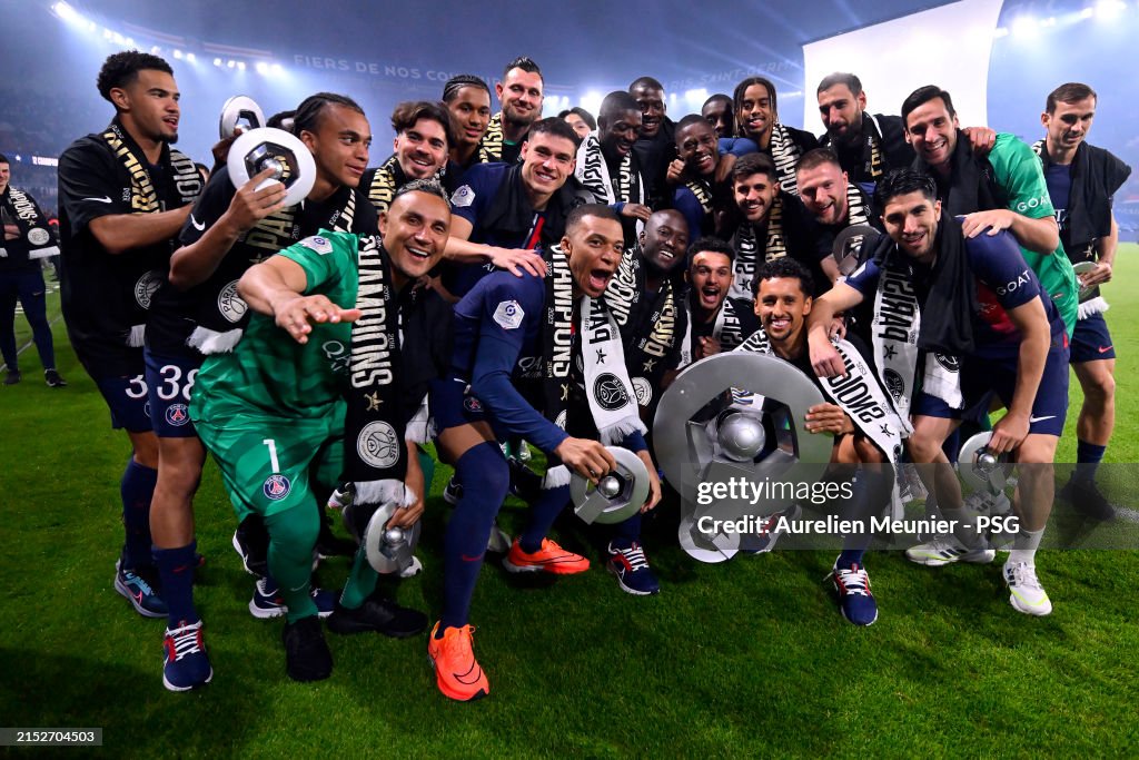 Paris Saint-Germain v Toulouse FC - Ligue 1 Uber Eats