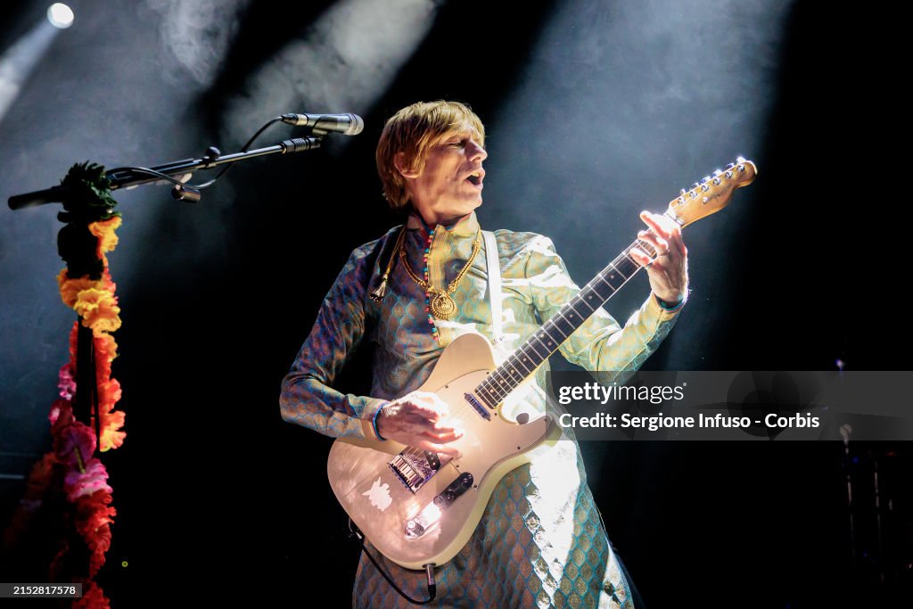 Kula Shaker Perform In Milan