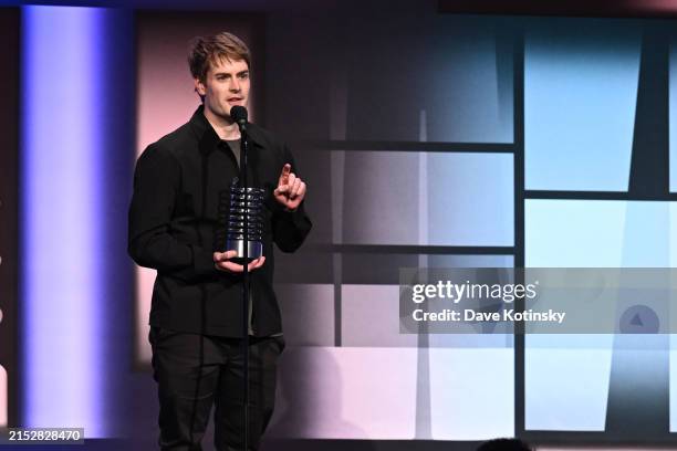 Tom Bender Singer 421 Tom Bender Photos & High Res Pictures - Getty Images