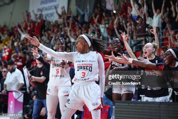 213 Kamiah Smalls Stock Photos, High-Res Pictures, and Images - Getty ...
