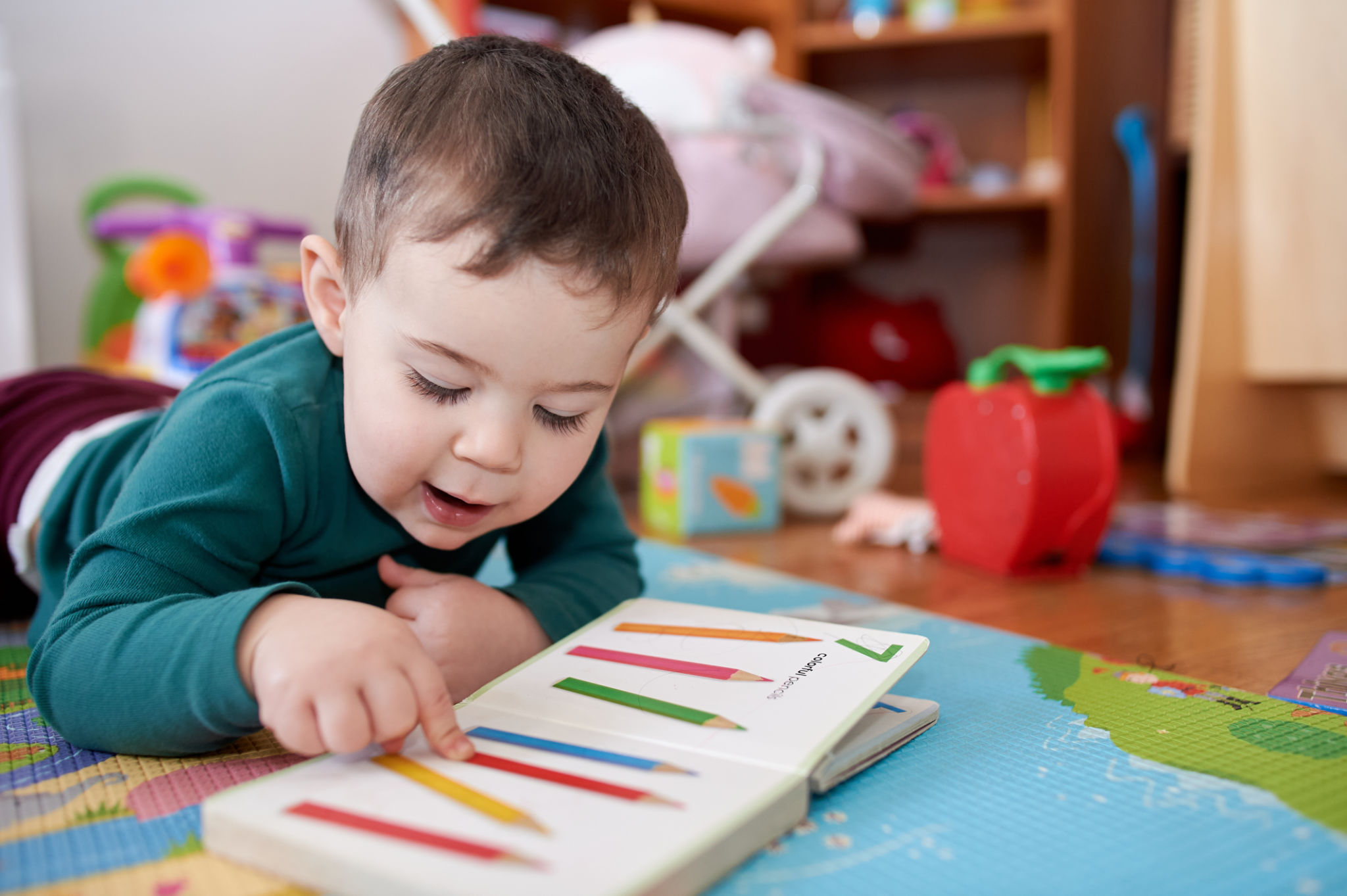 baby reading