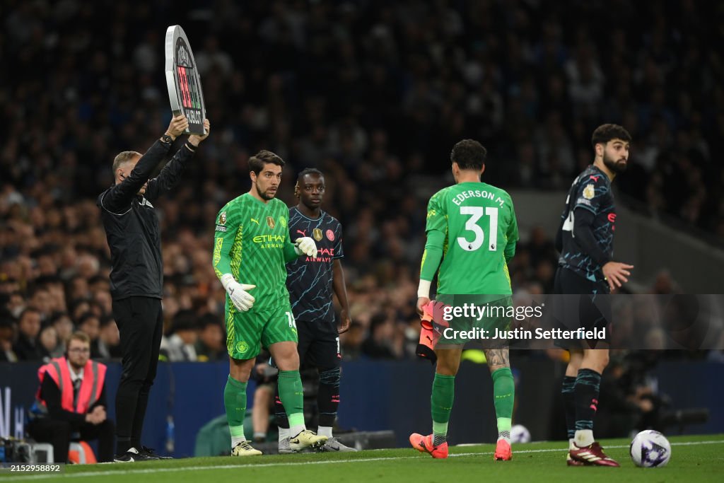 Tottenham Hotspur v Manchester City - Premier League