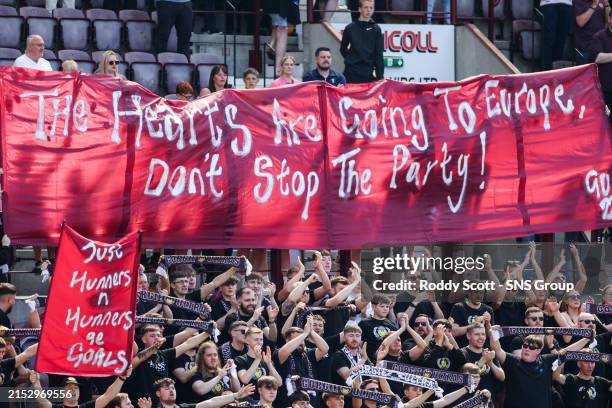 Hearts Fans Riot 7,844 Hearts Fans Stock Photos, High-Res Pictures, and Images - Getty ...